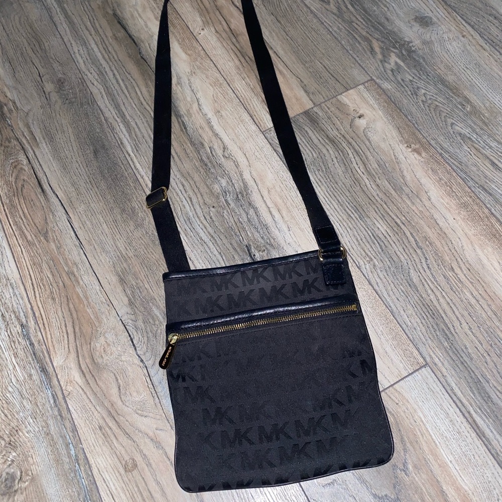 Michael Kors Crossbody Bag